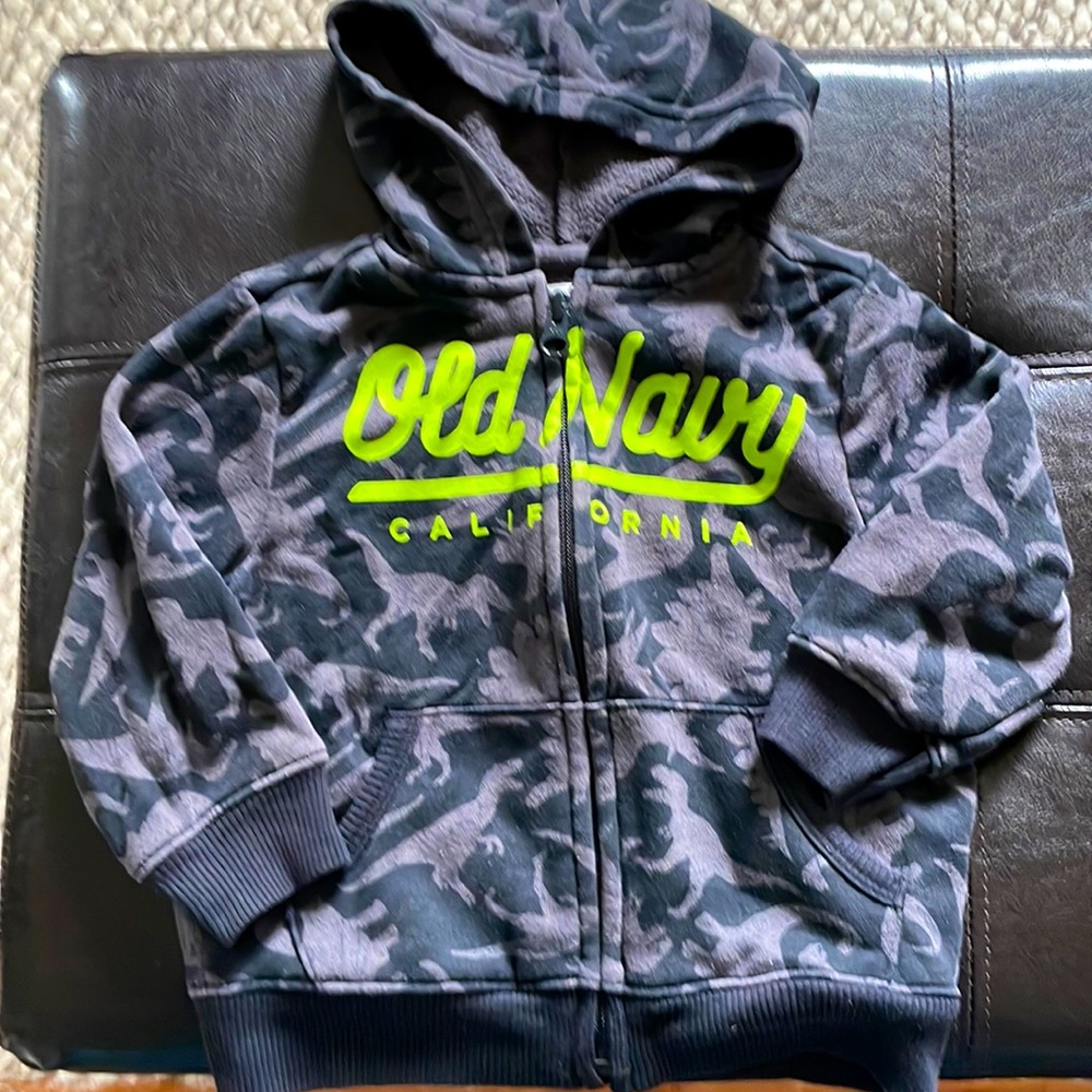 Old Navy hoodie size 18 to 24 months